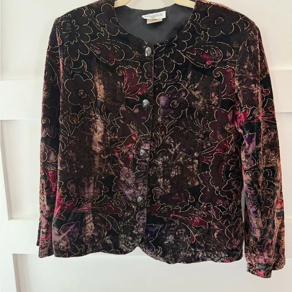Vintage Brittany Nicole Women's Floral Velvet Jacket with gold accents